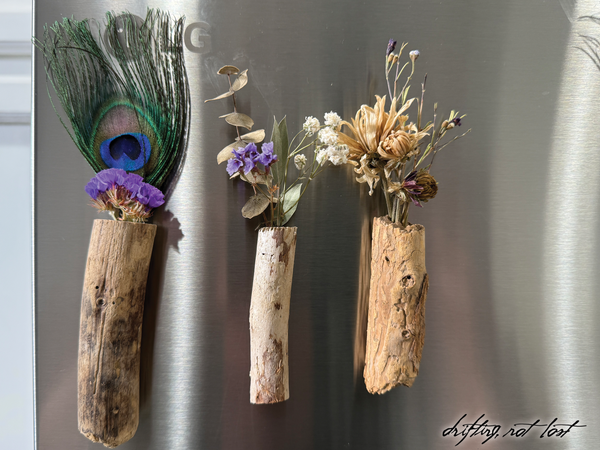 Driftwood Vase Magnet with Dried Flower